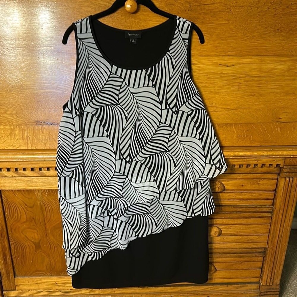 AB Studio Whimsigoth Black White Geometric Leaf Print Tiered Shift Dress 60s Mod